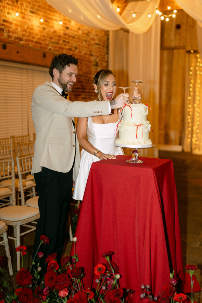 Wedding Cake Cutting Inspiration Healing Manor