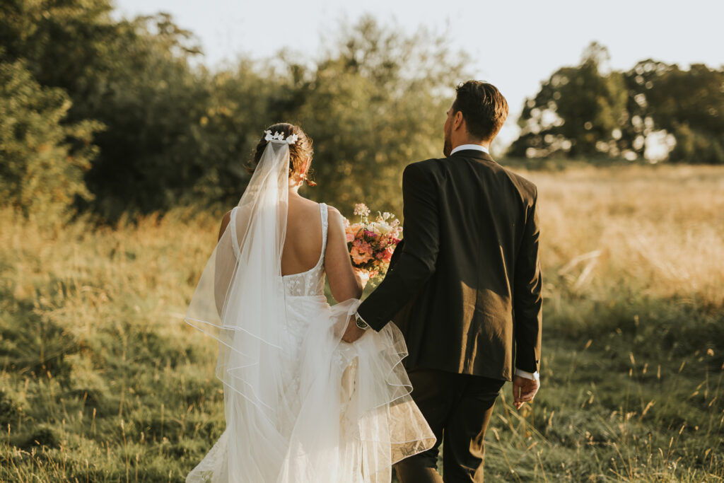 Molly & Jake Healing Manor Wedding Holly Bryan Photography