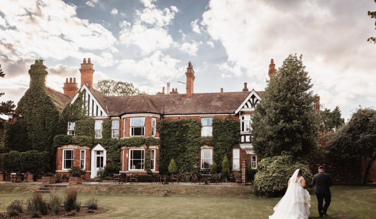 Ashleigh & Ollie Healing Manor Wedding