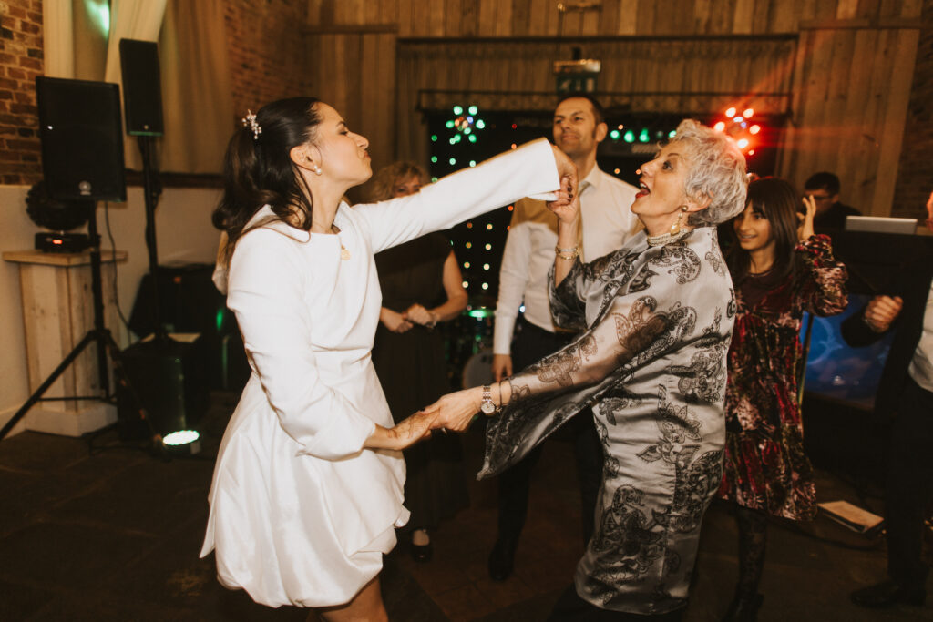 Benn Nadia Healing Manor Wedding Elizabeth Rose Photographer