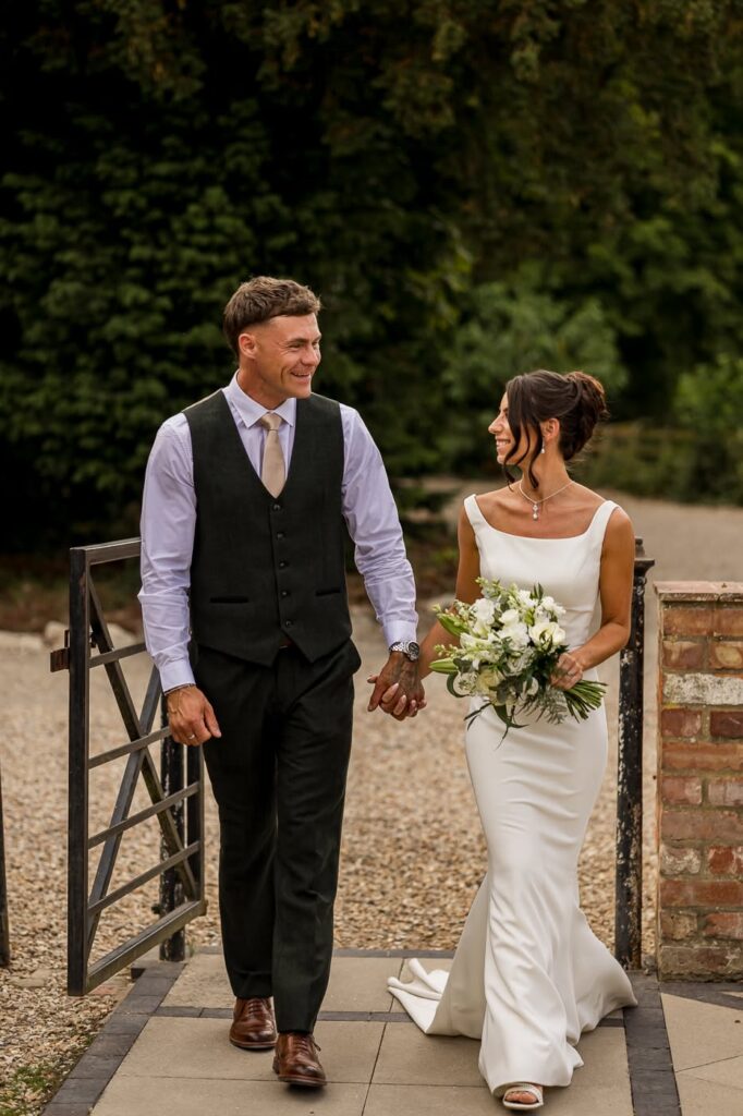 Hollie Richard Healing Manor Wedding James Thundercliffe Photography
